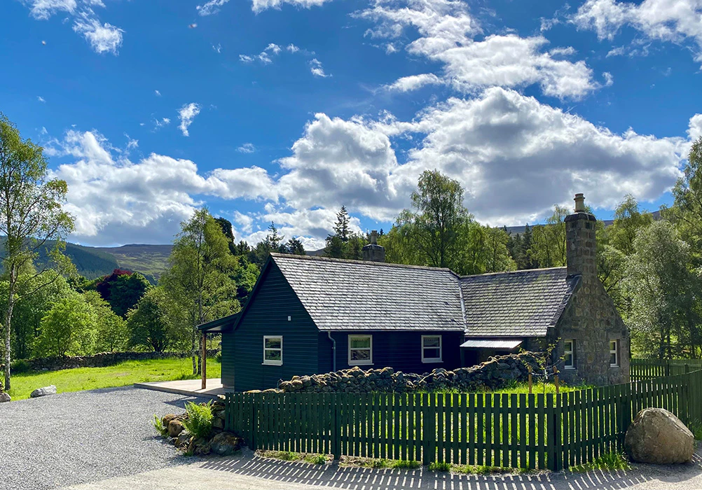 Littleton Cottage House of Glenmuick
